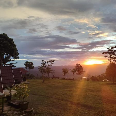Munduk Bugo Camp Glamping & Natural Activity מראה חיצוני תמונה