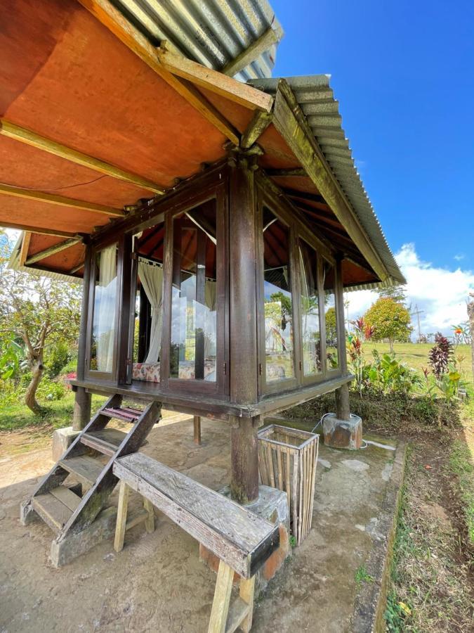 Munduk Bugo Camp Glamping & Natural Activity מראה חיצוני תמונה