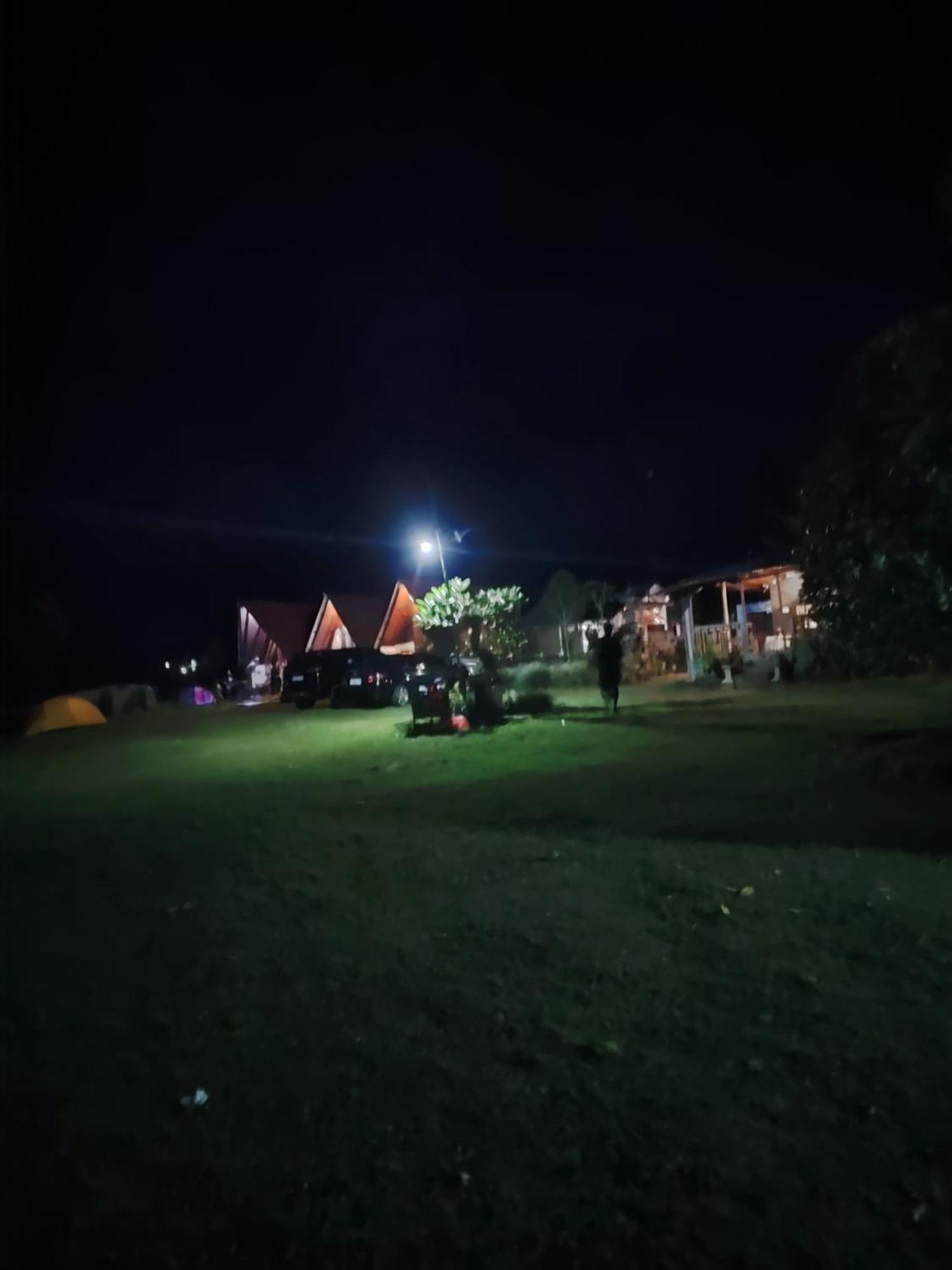 Munduk Bugo Camp Glamping & Natural Activity מראה חיצוני תמונה