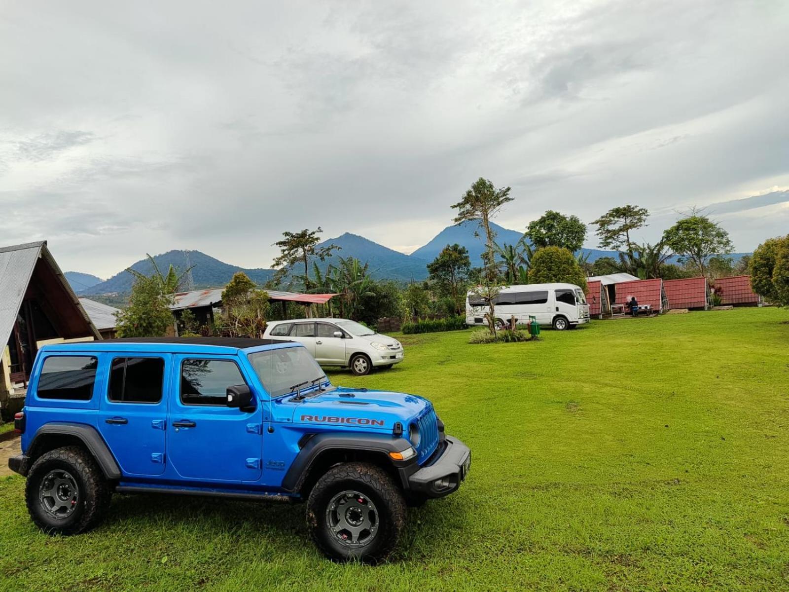 Munduk Bugo Camp Glamping & Natural Activity מראה חיצוני תמונה